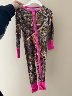 BAMBOO Camo Footed Onesie with Pink Trim